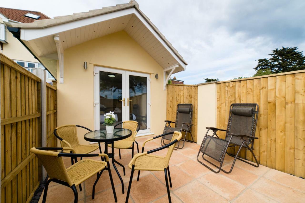 Apartament Sea Breeze Poole Zewnętrze zdjęcie